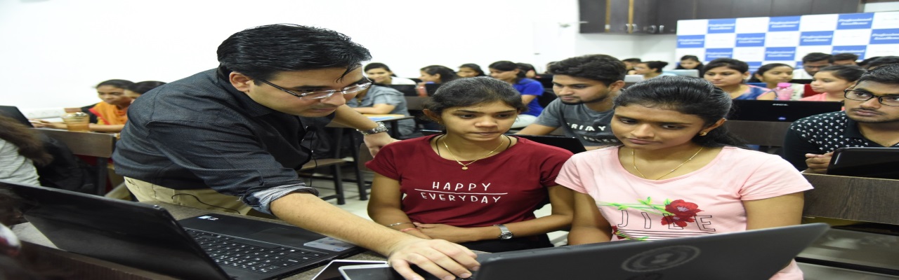 Python Classes in Raipur